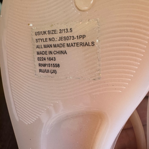 Brand New Jessica Simpson Flip Flops, Girls, Peach with sparkly silver bows, - Picture 4 of 4